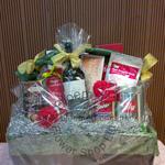 Food Hamper with wine - CODE 5128